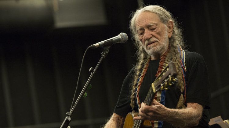willie nelson 2 photo by james minchin