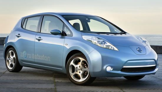 2011-Nissan-Leaf-Electric