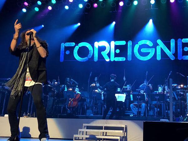foreigner live 603x452